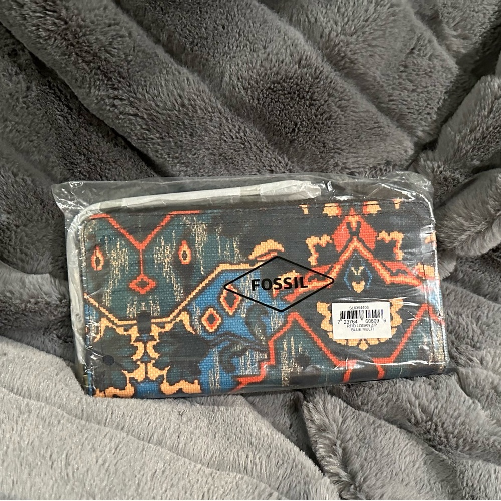 Fossil wallet nwt